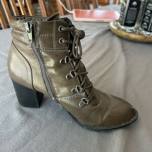 Stylish Brown Ankle Boots